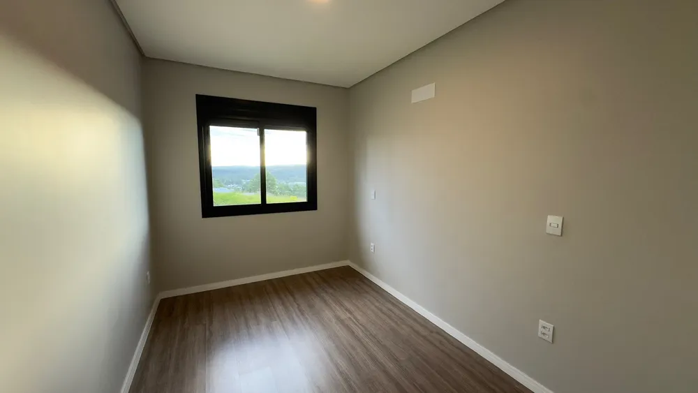 CASA À VENDA DE ESQUINA NO ALTO HORIZONTE EM ESTÂNCIA VELHA