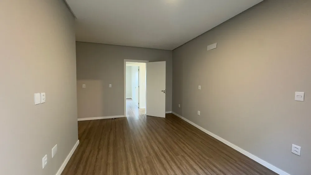CASA À VENDA DE ESQUINA NO ALTO HORIZONTE EM ESTÂNCIA VELHA