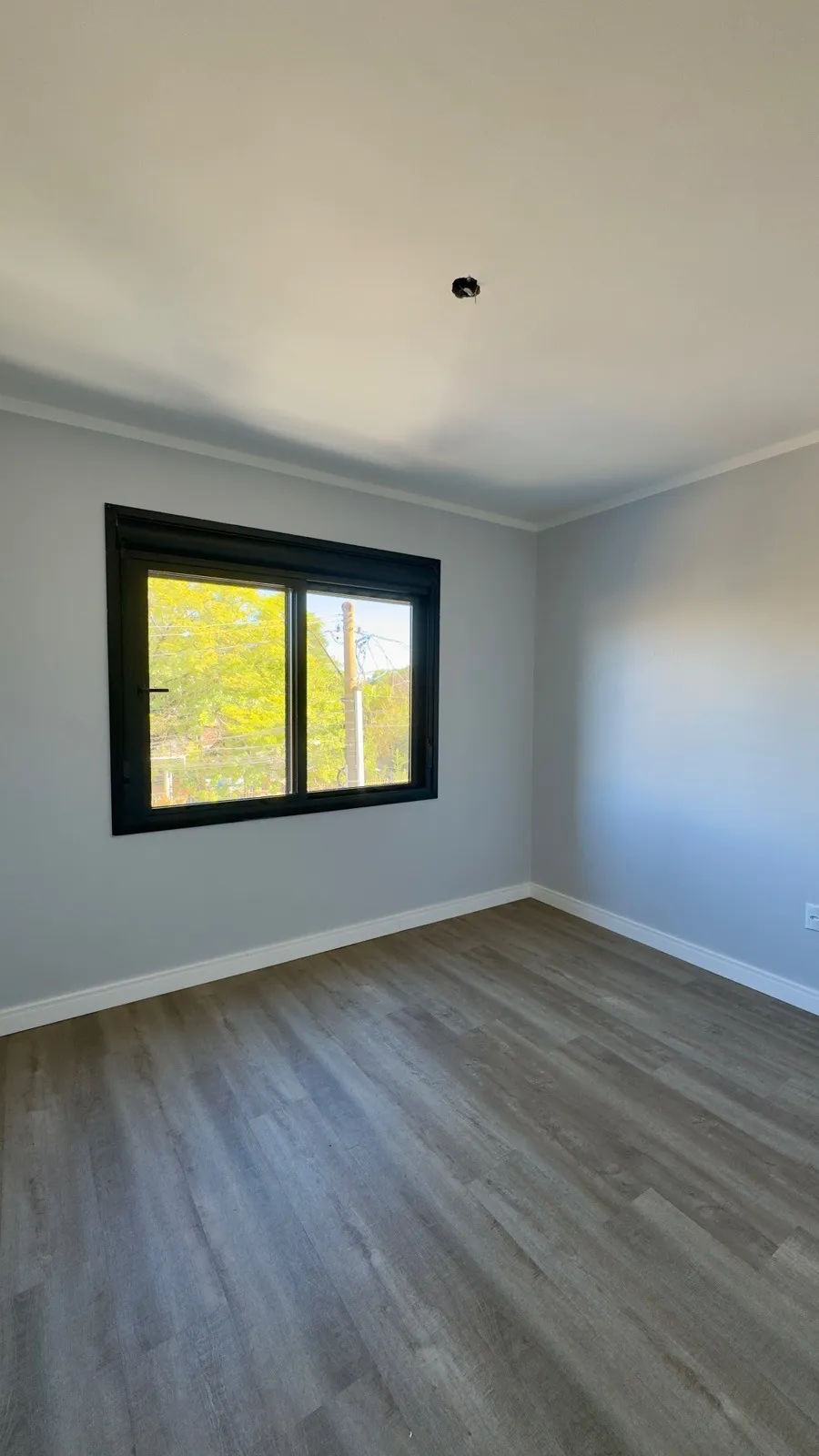 APARTAMENTO NO CENTRO EM ESTÂNCIA VELHA