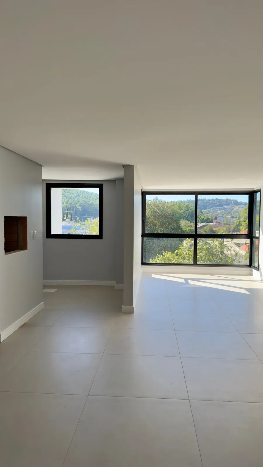 APARTAMENTO NO CENTRO EM ESTÂNCIA VELHA